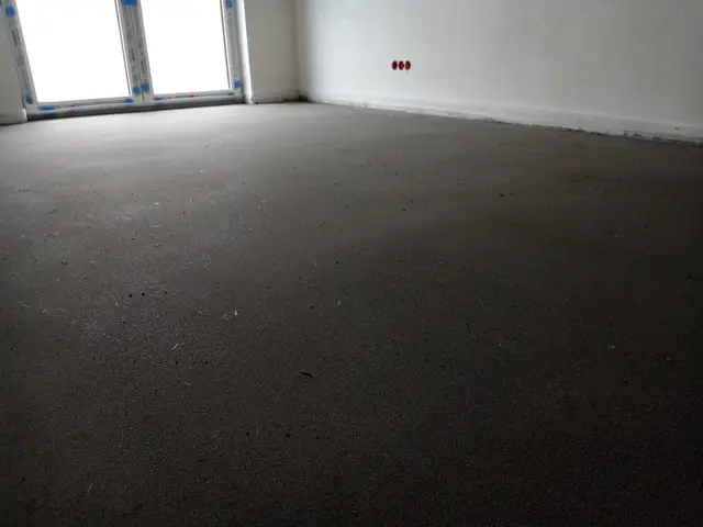 Budynek S17, 01.10.2024: Wykonanie podkładów pod posadzki na pierwszym piętrze.